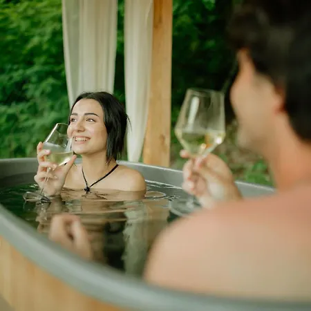 Glamping Il Rifugio Dei Marsi *