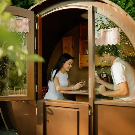 Glamping Il Rifugio Dei Marsi Farm stay *